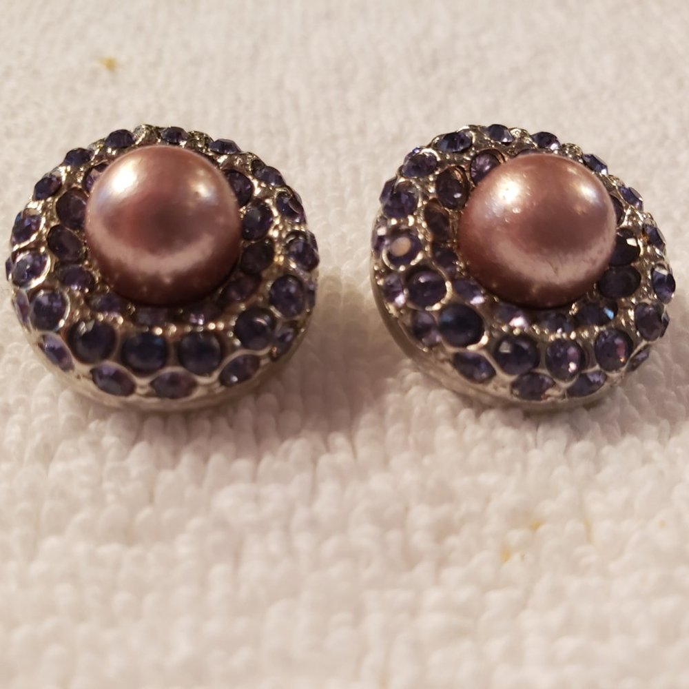 Joan River Clip On Earrings